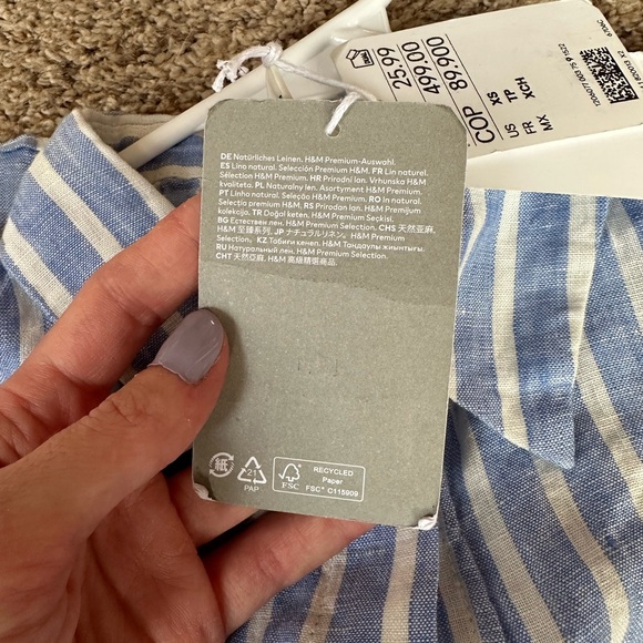 H&M Blue and White Striped Button Down Shirt Casual Fit - Picture 5 of 7